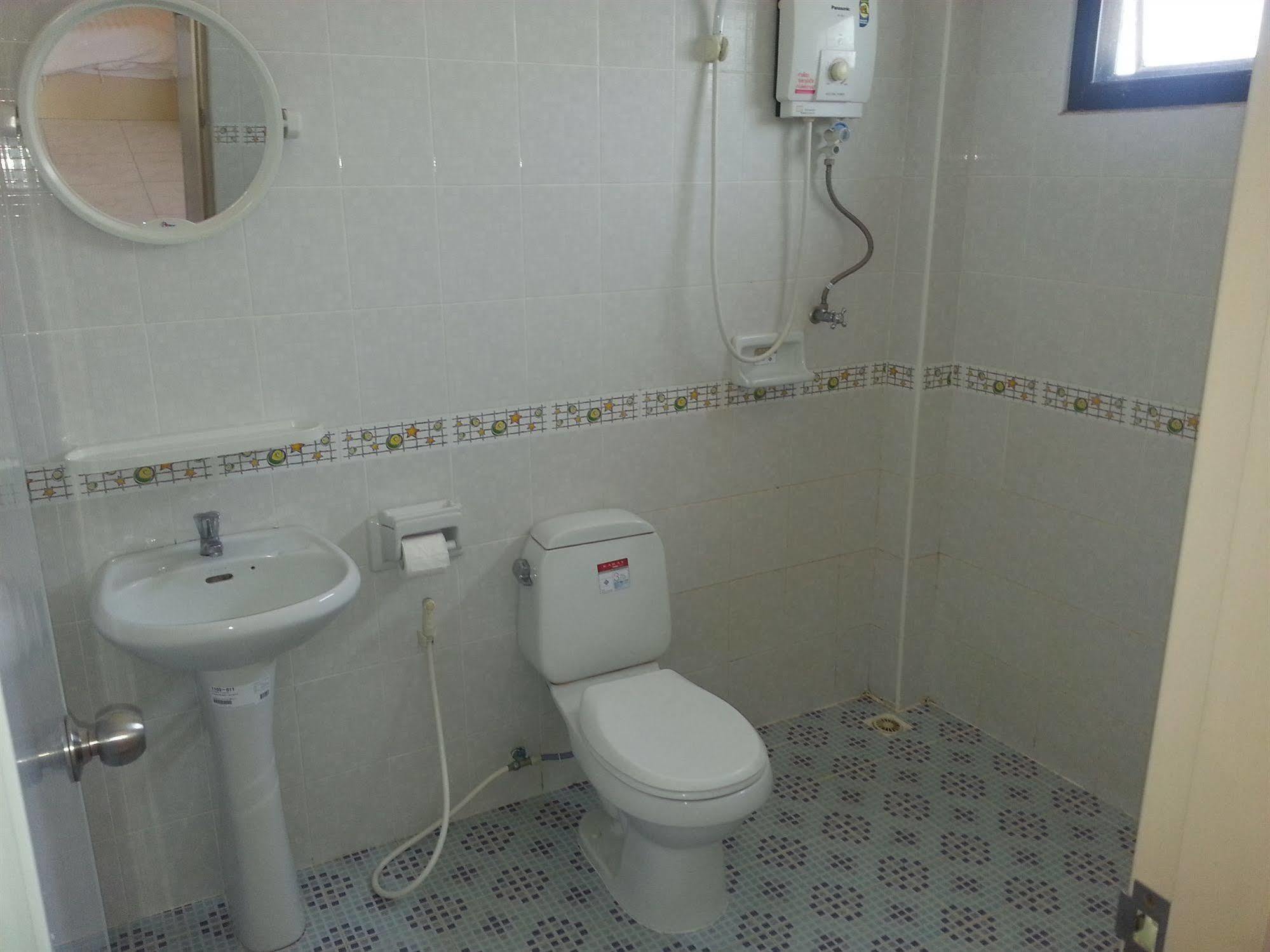 Donkey'S Rest Hotel Hua Hin Bagian luar foto