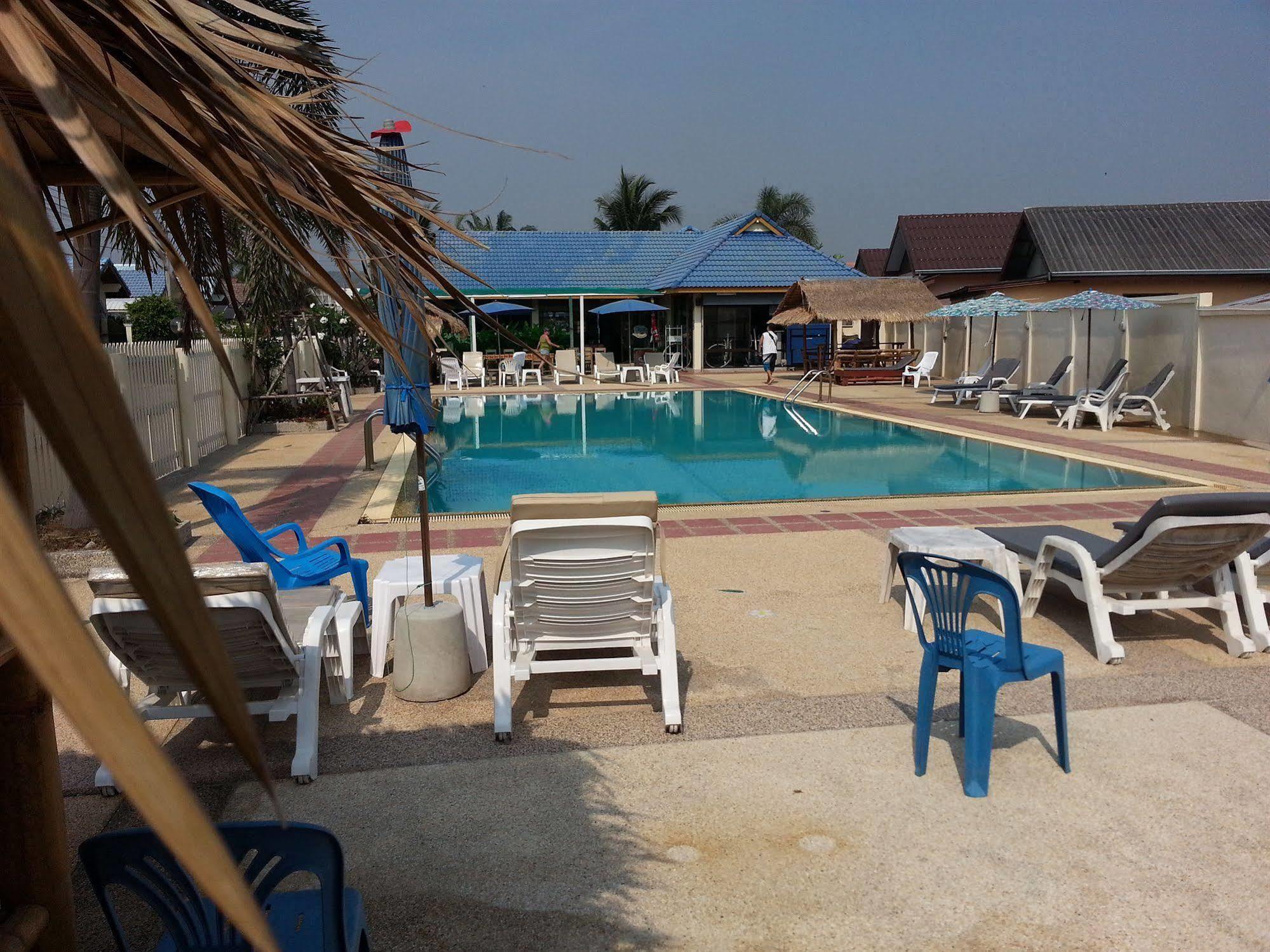 Donkey'S Rest Hotel Hua Hin Bagian luar foto